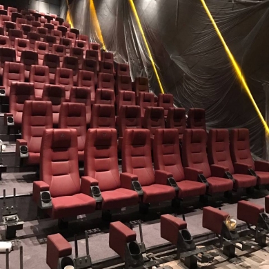 Bardaklı Sinema Koltuğu